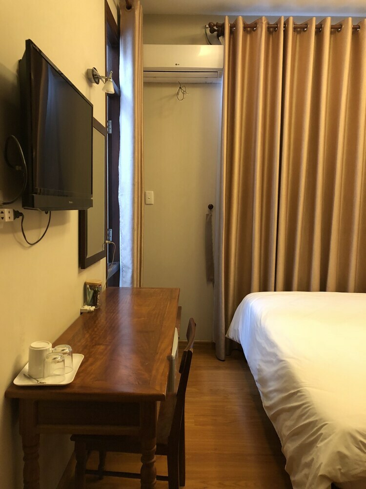 Dreams Hotel