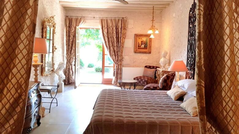 Bed & Breakfast Les Loges De Saint Eloi