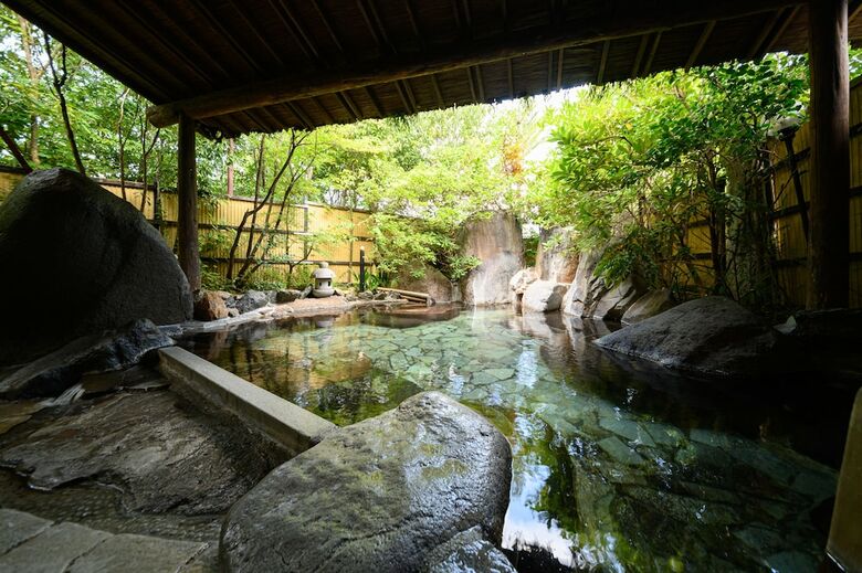 Yufuin Onsen Ryokan Mebaeso