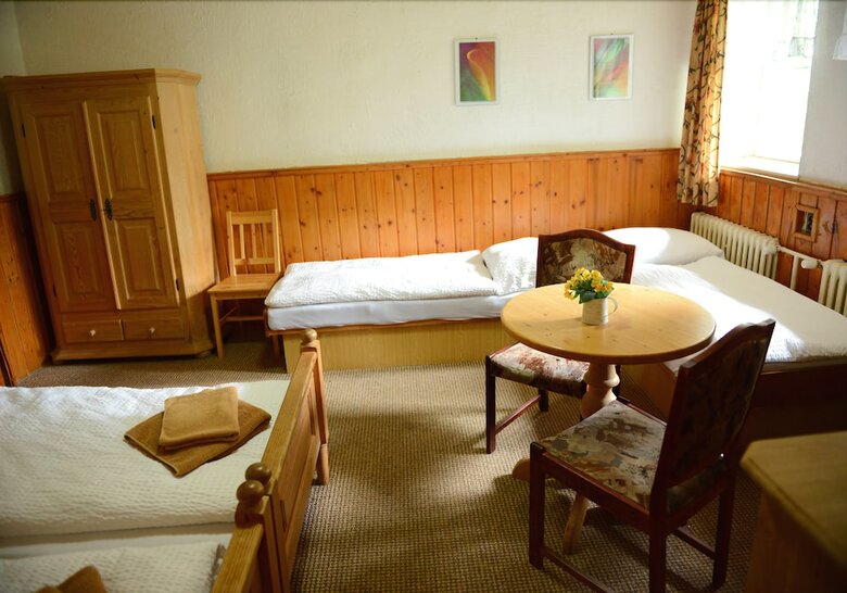 Bed & Breakfast Penzion U Hrocha