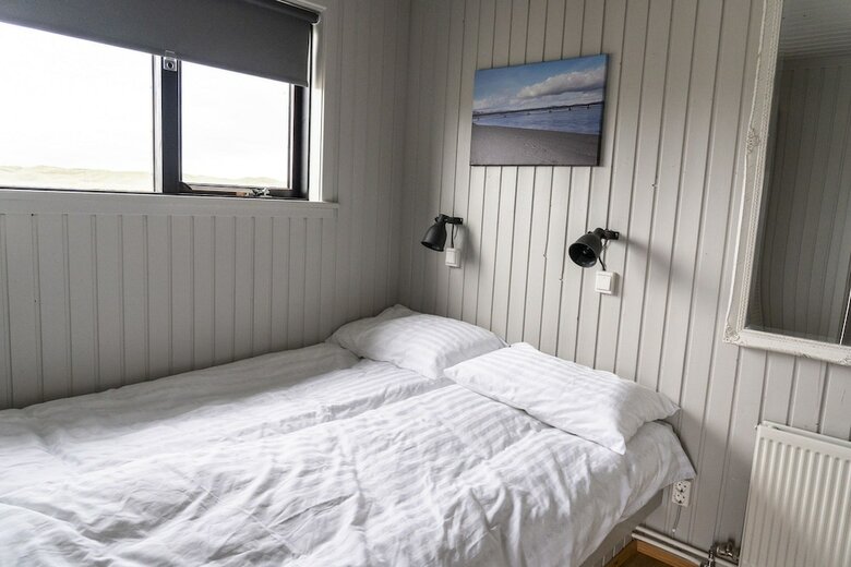 Black Beach Cottage