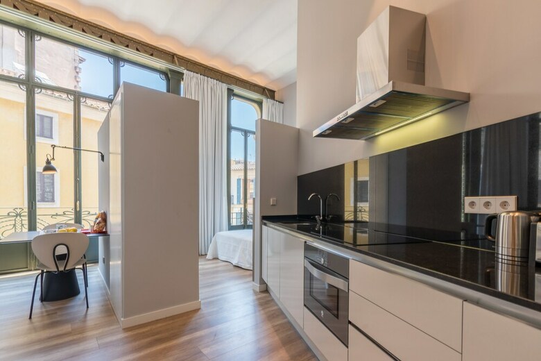 Apartamentos L'aguila Suites Gaud�
