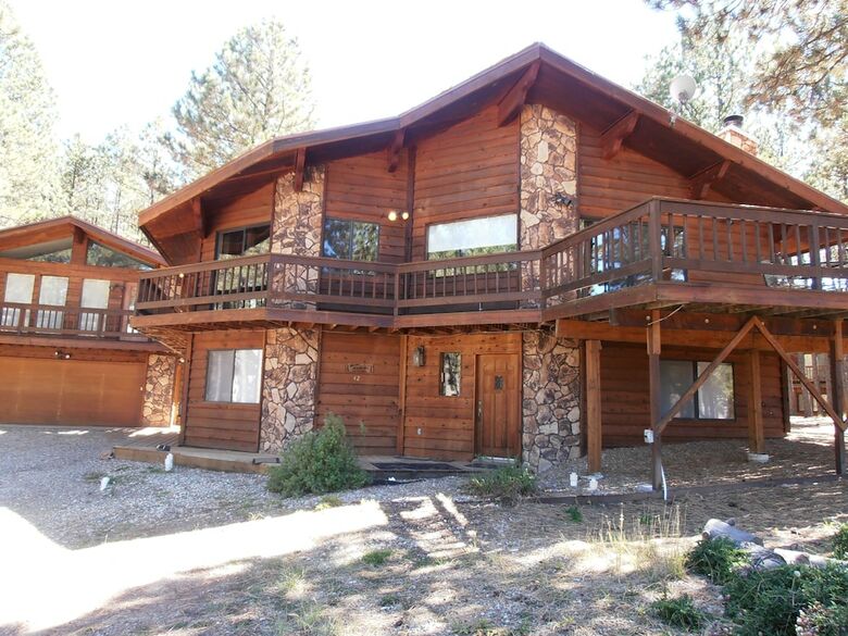 Country Club�homes