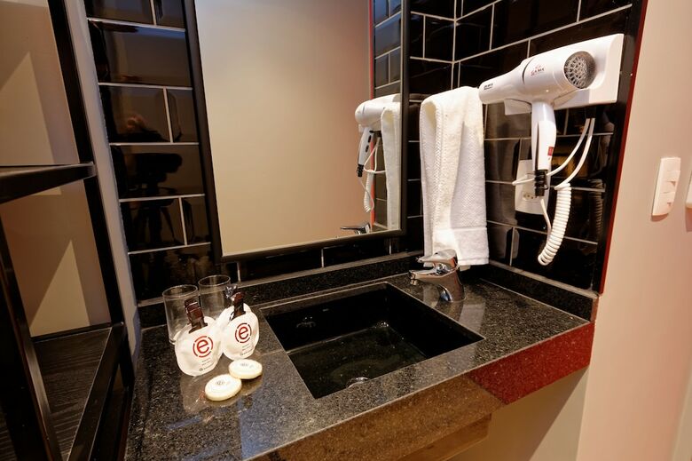 Hotel Ramada Encore By Wyndham Berrini