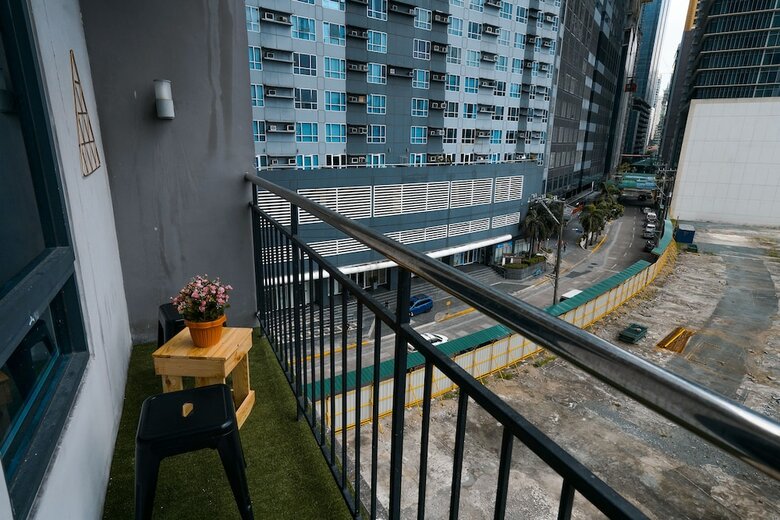 Apartamentos Indigo Ortigas @ Adb Avenue Tower