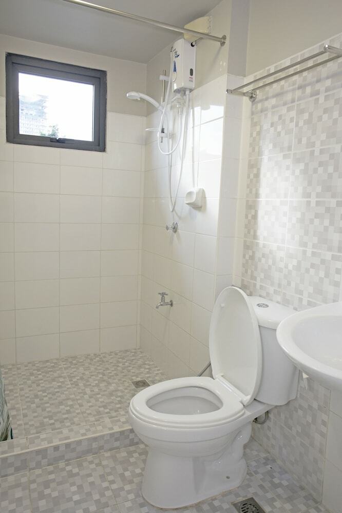 Apartamentos Indigo Ortigas @ Adb Avenue Tower