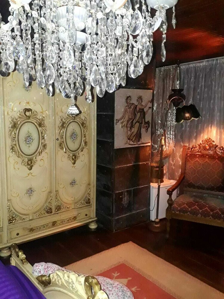 Hotel Antique Celtik House