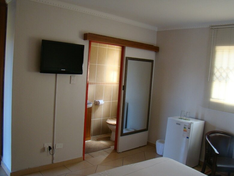 Hotel Ga-dikobo Guest House