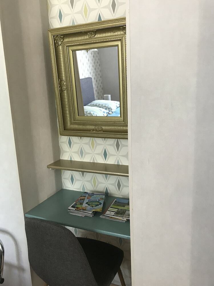 Hotel L'adenaise Maison D'h�tes