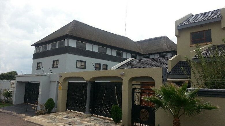 Bed & Breakfast Stiba Guest House