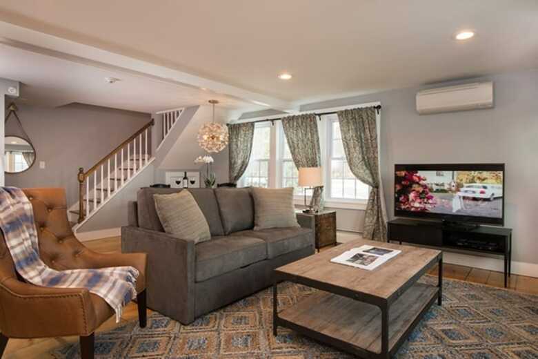 Hotel Inns At The Equinox