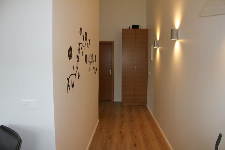 L�ni� Apartments