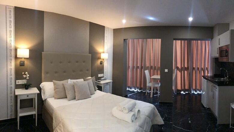 Apartamentos Selin Star Light Pb