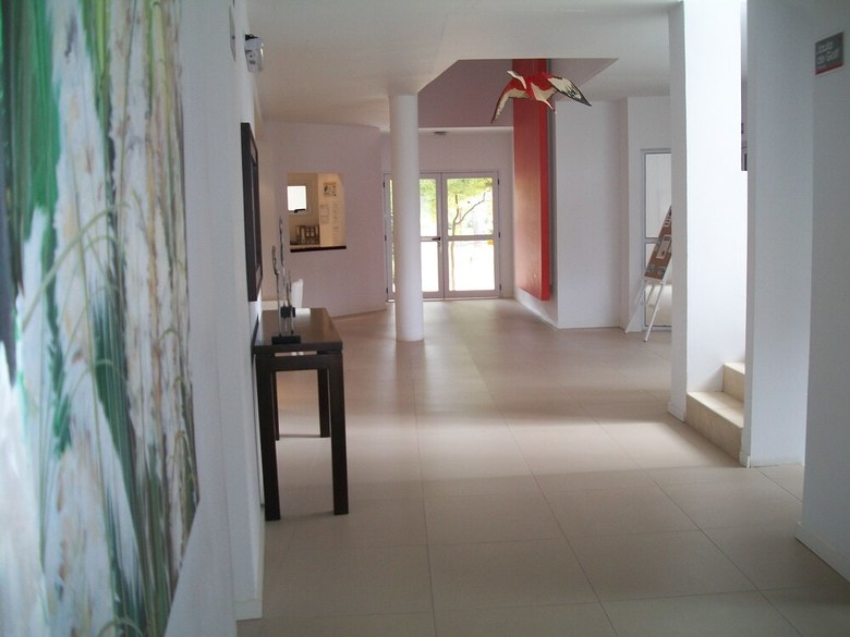 Aparthotel Avutarda De Carilo