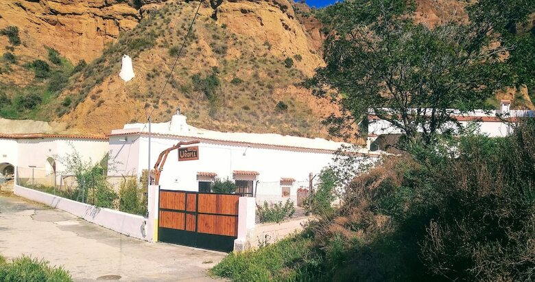 Cueva Pluma