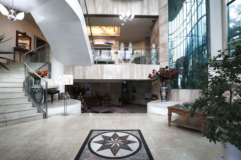 Jumunjin Hotel