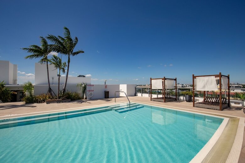Acqua Bay Luxury Apartments