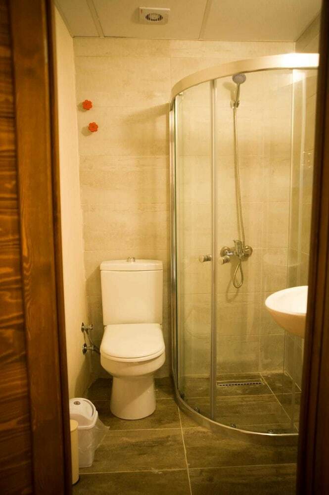 Hotel Evo Cafe & Konuk Evi