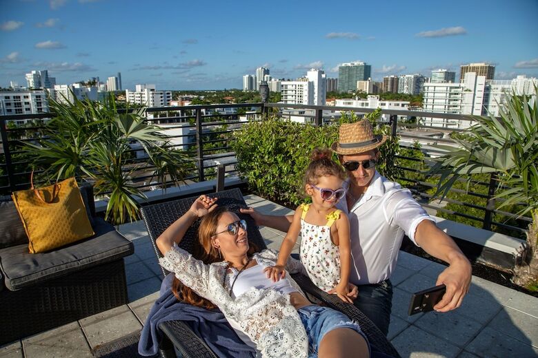 Apartamentos Moderno Residences By Bay Breeze