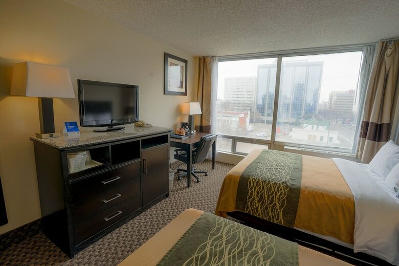 Hotel Comfort Inn & Suites Downtown Edmonton