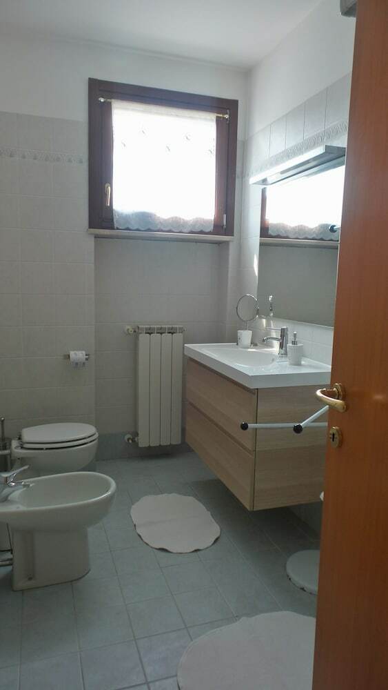 Blue Garda Apartments