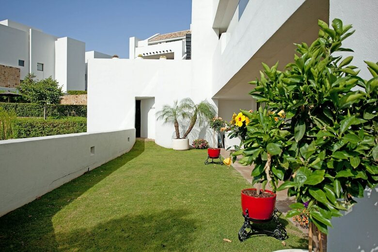 Apartamentos Alanda Los Flamingos