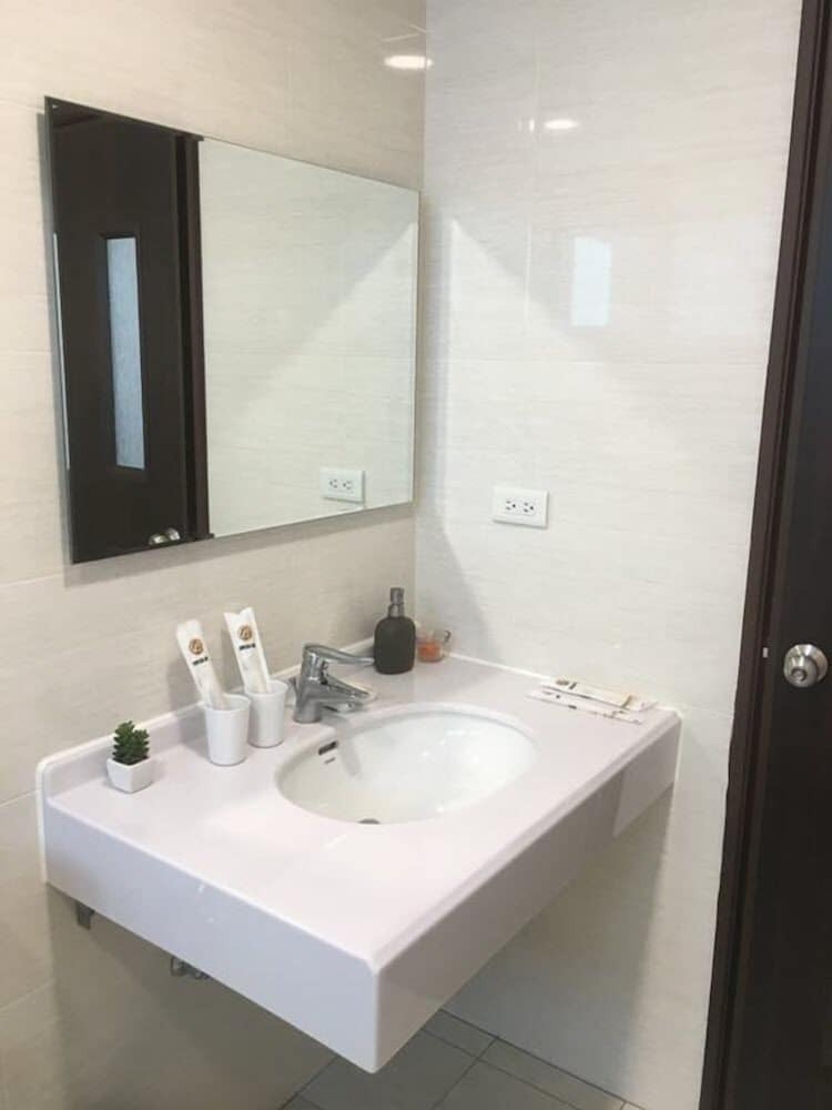 Hotel Taichung Hsr