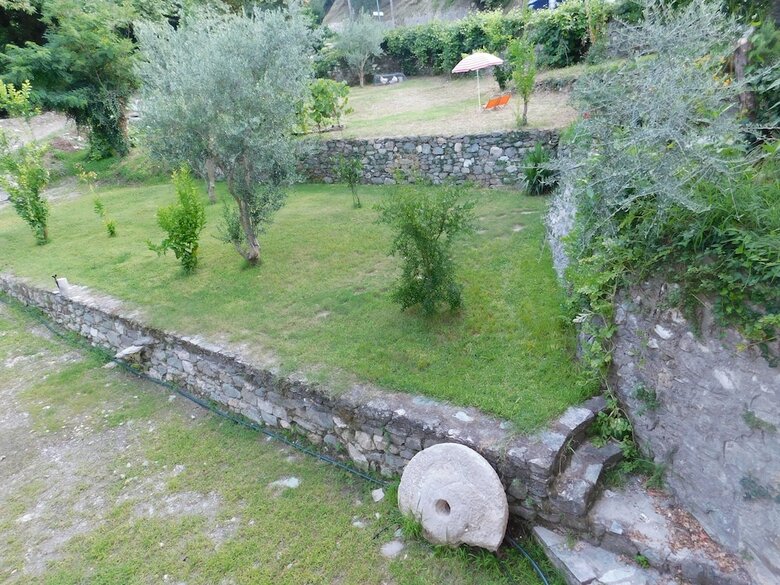 Hotel To Kalivi