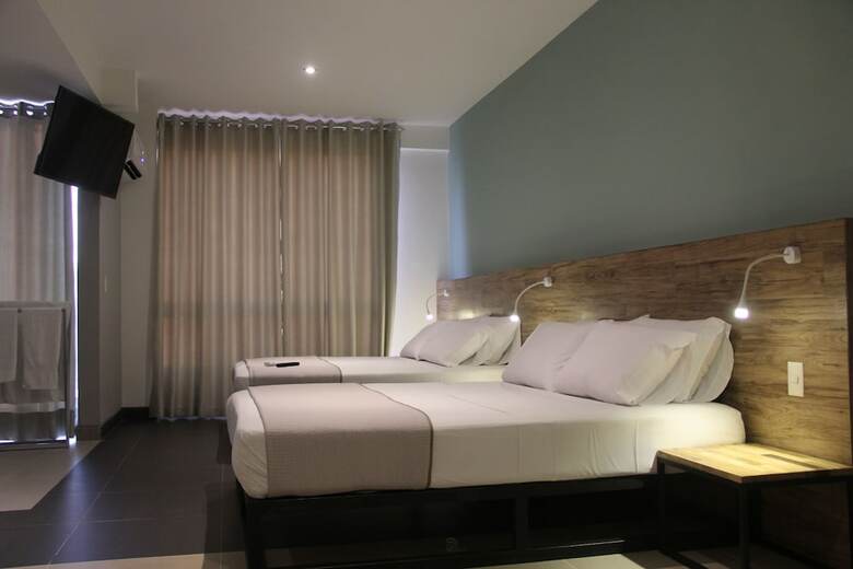 Hotel G