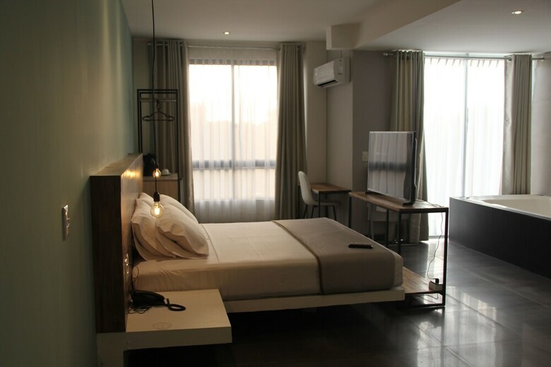 Hotel G