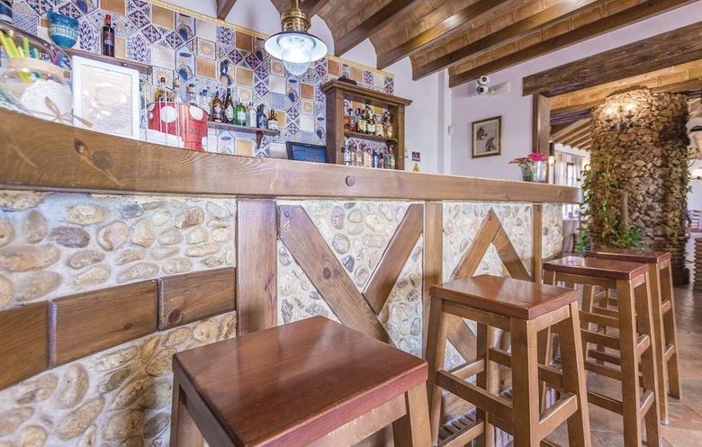 Aparthotel Complejo Tur�stico Rural Las Mayoralas