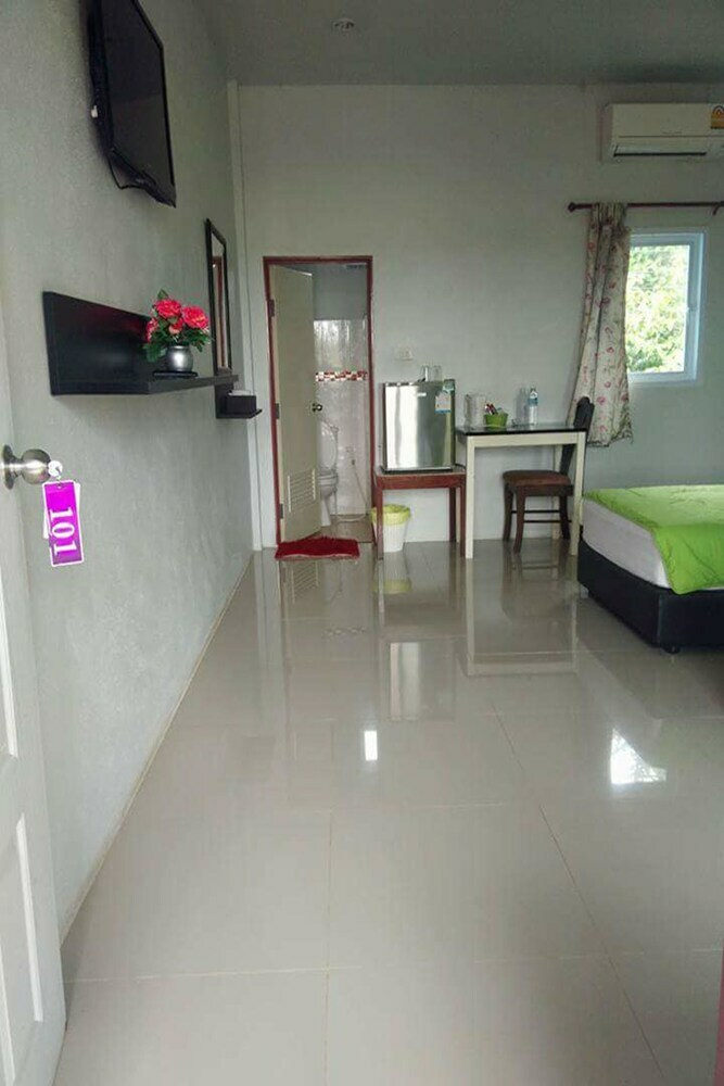 Hotel Happy House Resort