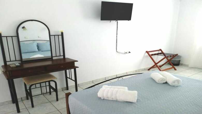 Hotel Horizon Blue