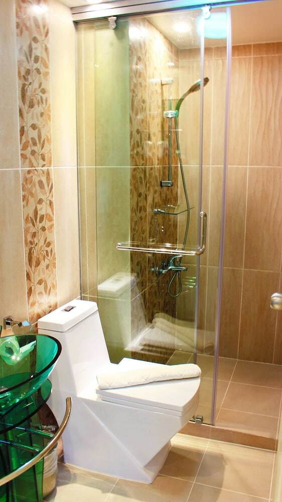 2 Bedroom Unit @ Soho Central Private Residences