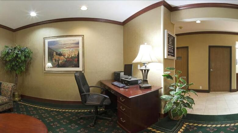 Hotel Quality Inn & Suites