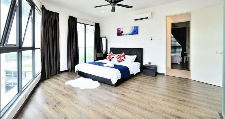 Apartamentos Crystal Suites