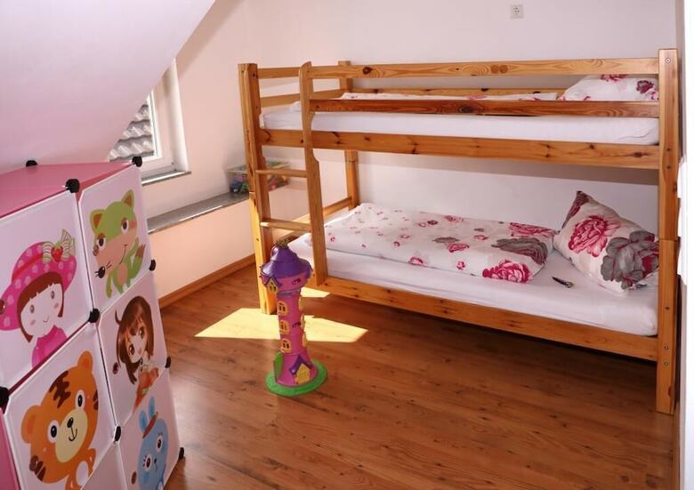 Hostal Ferienwohnungen Pension Aurora