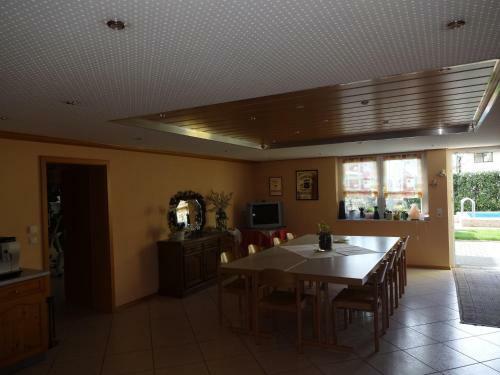Hostal Ferienwohnung Latscha