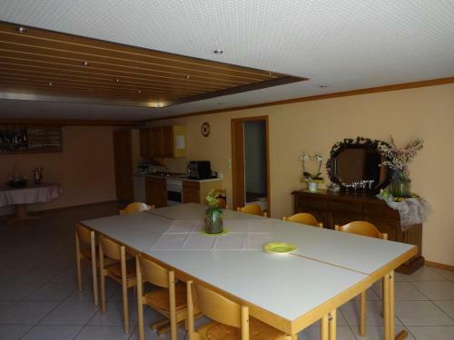 Hostal Ferienwohnung Latscha