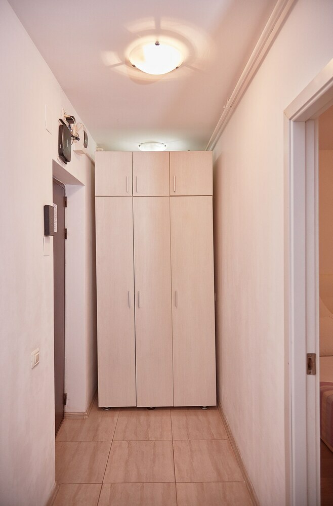 Gabizz Apartments - Near Farul Stadium