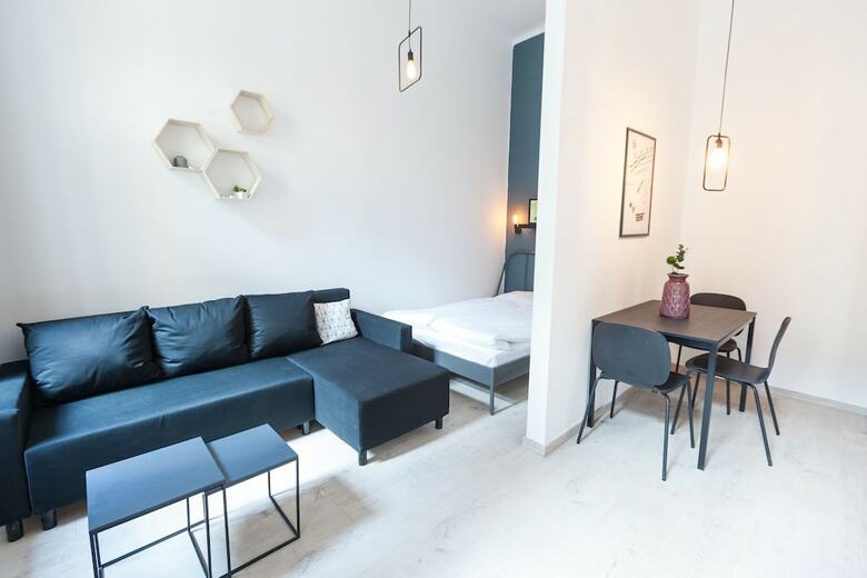 Apartamentos Modern Ernesto I