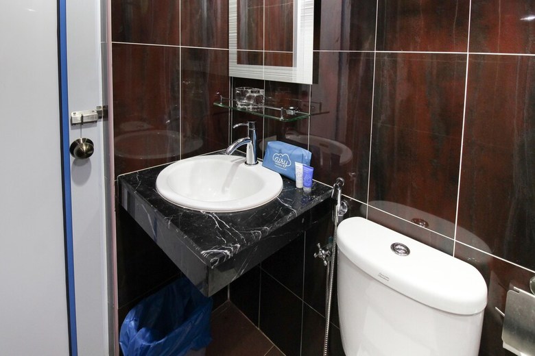 Hotel Airy Batu Aji Merlion Square Batam