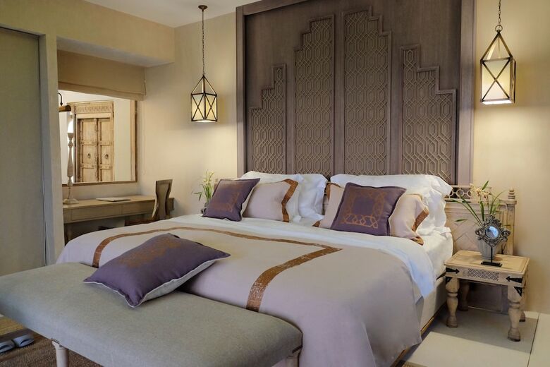 Hotel Devasom Khao Lak Beach Resort & Villas