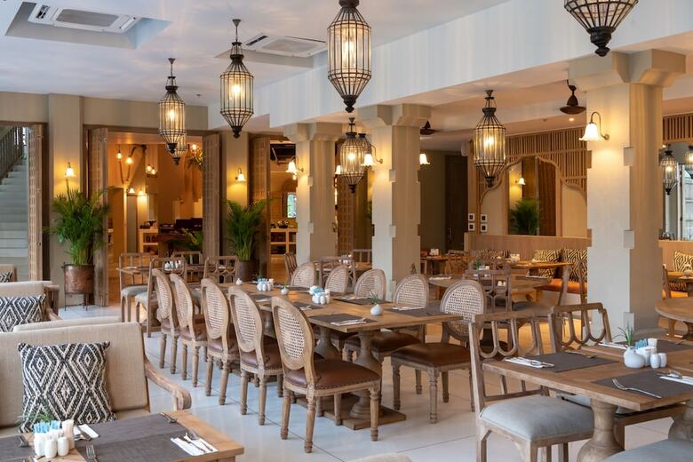 Hotel Devasom Khao Lak Beach Resort & Villas