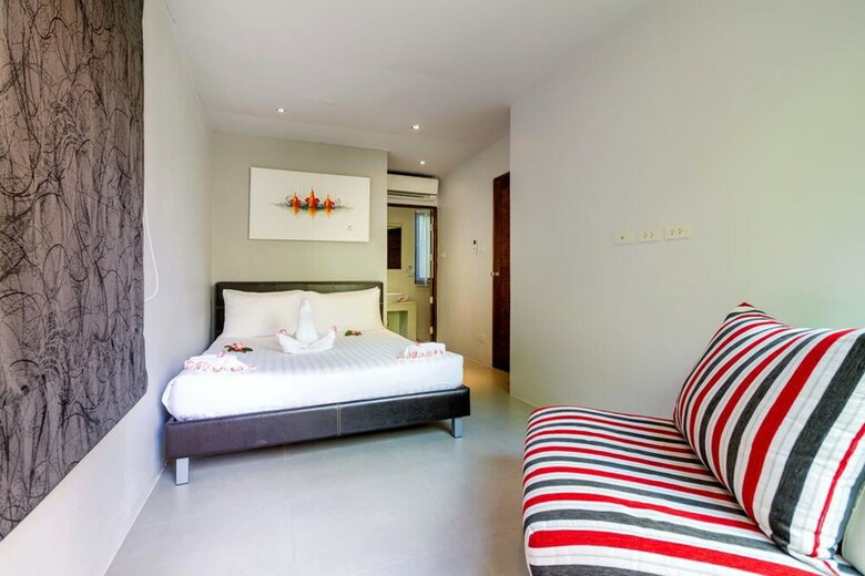 Baan Rawee Villas