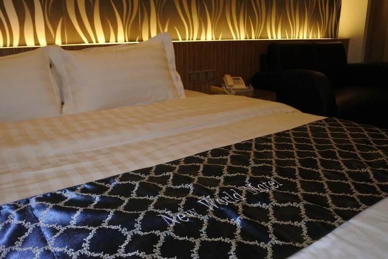Hotel New World Motel