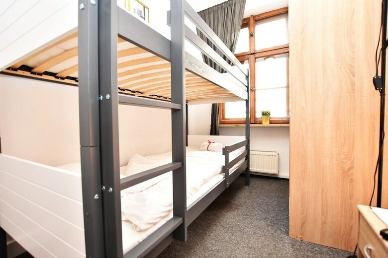 Hostal Dukes Hostel - Old Town