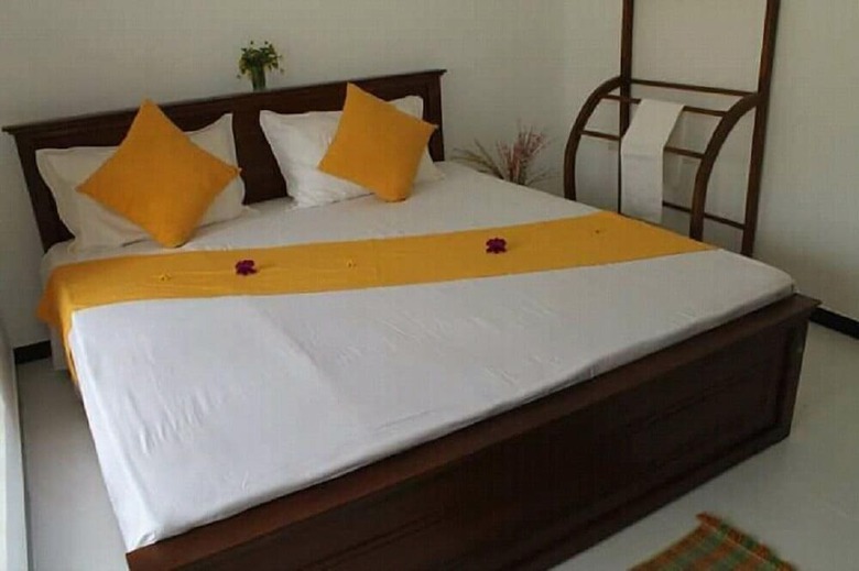 Yasra Holiday Villa