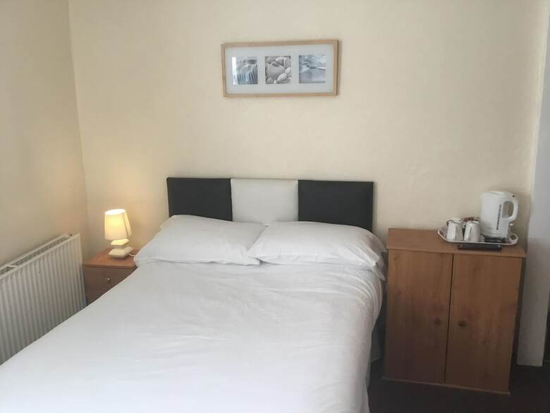 Hotel Shore Stay Guest House