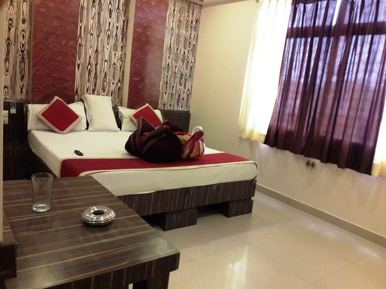 Hotel Metro Jiapur